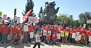 CWA Bargaining and Mobilization Update [telecom]  |  September 26, 2019 Frontier Communications Frontier Communications workers in...
