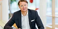 Verizon Surprises Wall Street With Newcomer CEO Pick [telecom]  |  By AARON PRESSMAN June 11, 2018 Verizon surprised Wall Street with the selection...