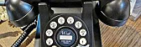 [telecom]  Verizon, facing protest, won't kill wireline phone in  hurricane-damaged area  |  Verizon, facing protest, won't kill wireline phone in hurricane-damaged area...