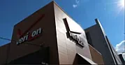 Verizon reported to be thinking of flogging Huffington Post [telecom]  |  By Scott Bicheno The FT has got the scoop on this one, having spoken to a couple...